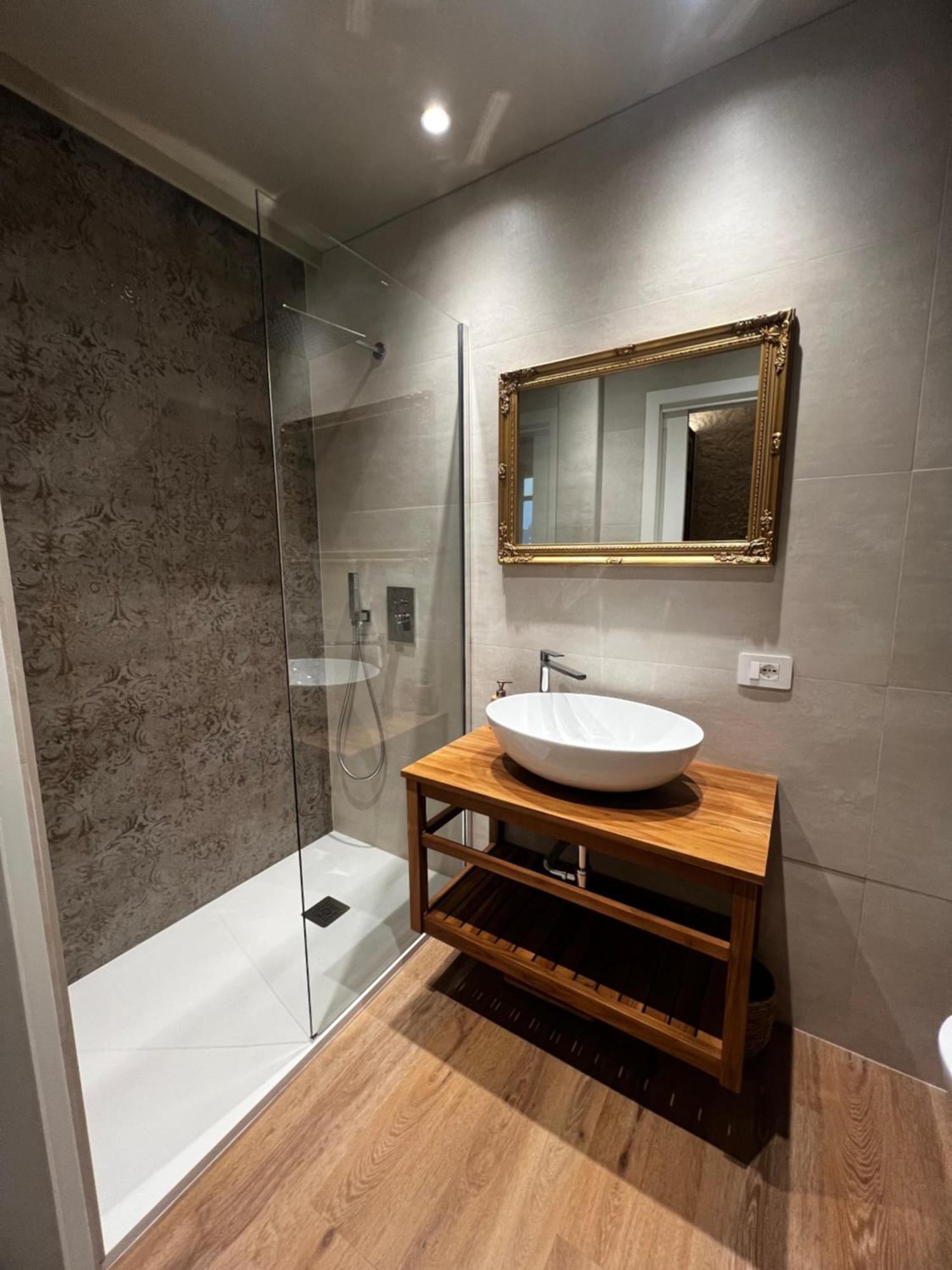 La Maison Coloniale Suite E Zona Wellness Free カリアリ エクステリア 写真